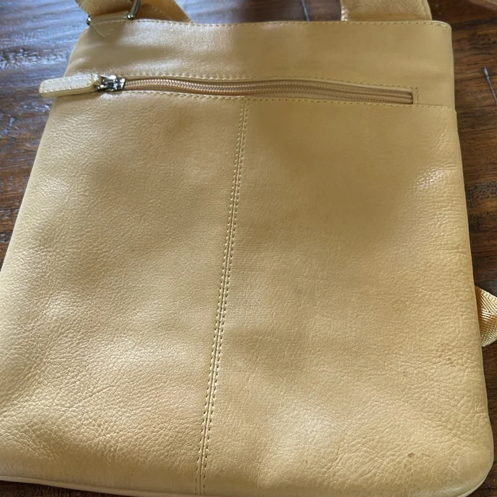 Radley Leather Pocket Crossbody Adjustable Strap - Picture 6 of 11